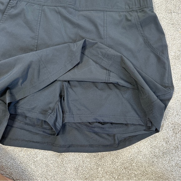 Columbia Women’s Skort Skirt Pull Outdoor On Golf Athletic in Black Size L - Picture 8 of 12